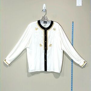 Beautiful White Bora Bora Button Up Ladies Dress Shirt. Size 12 (Large)